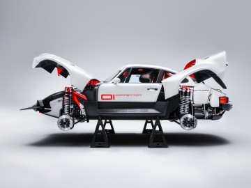 Singer ACS w stylu dakarowego Porsche 911